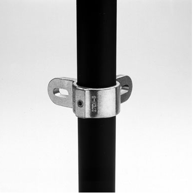 #27EMO  Double Adjustable Side Outlet Tee Male 1 1/2"